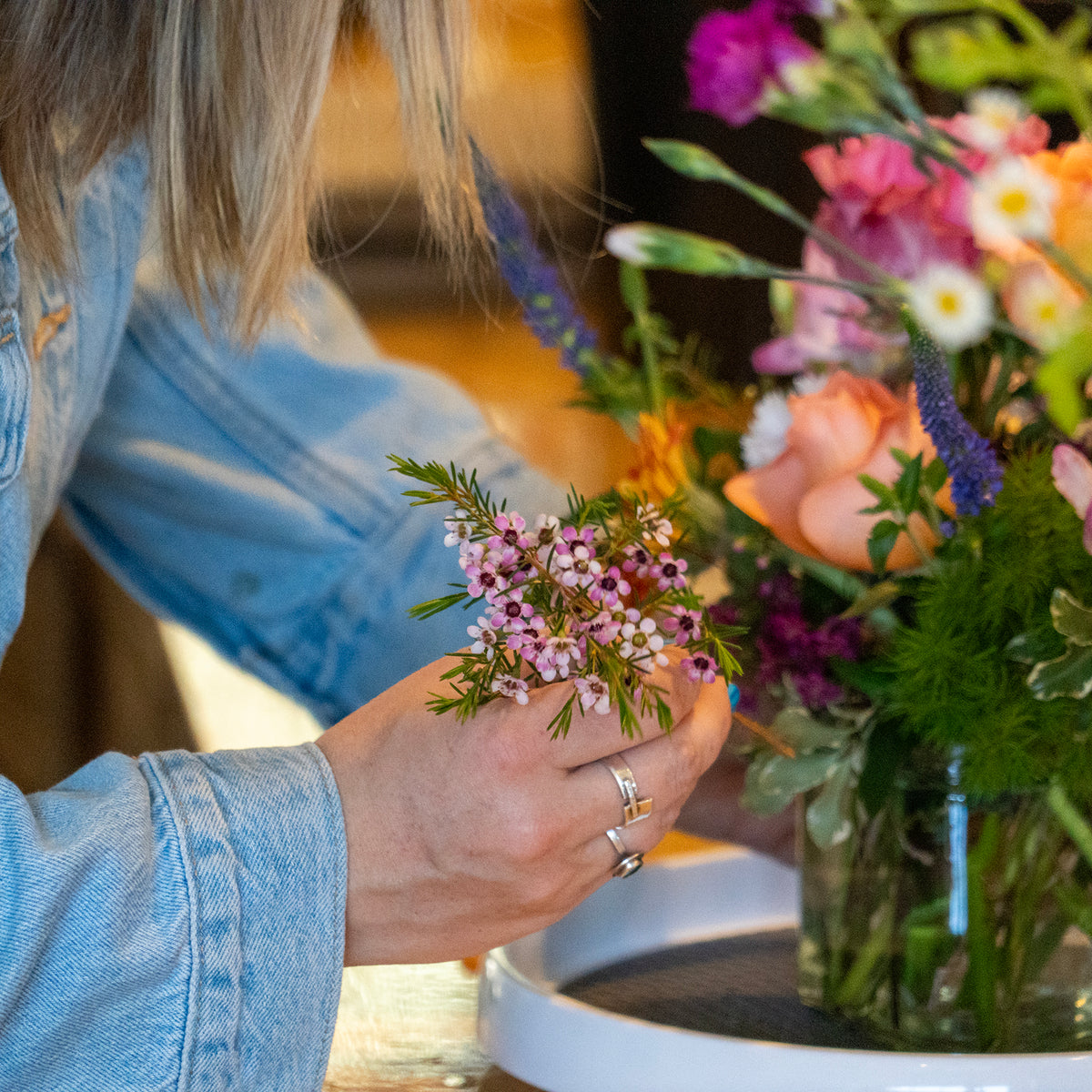 flower arranging workshop saturday, december 12